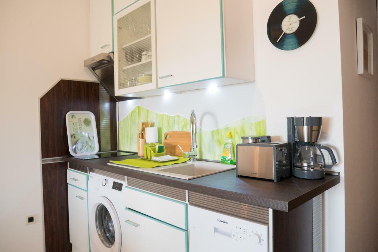 Pakua Apartments & Penthouse Ровинь Экстерьер фото